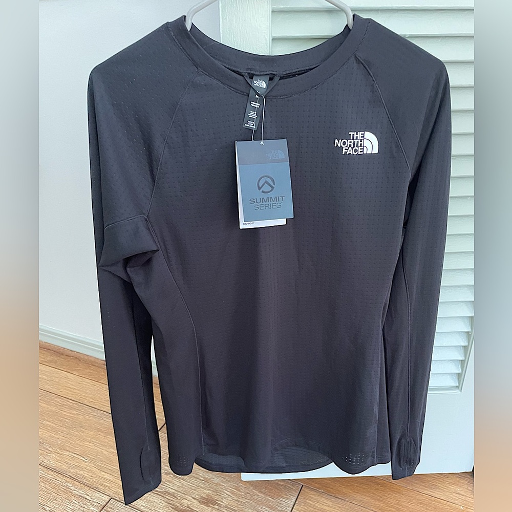 North Face Ladies’ Dot-knit Top